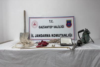Gaziantep'te kaçak kazı yapan 5 şüpheli suçüstü yakalandı