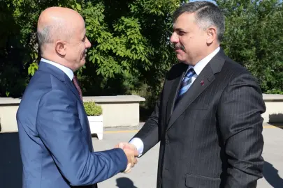 İçişleri Bakanı Çiftçi'den YÖK ziyareti