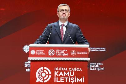İletişim Başkanı Duran "Dijital Çağda Kamu İletişimi" panelinde konuştu