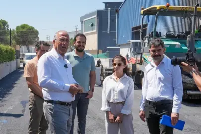 İzmir Gaziemir’de asfaltlama atağı