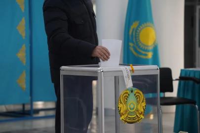 Kazakistan'da tek meclisli Kurultay'ın ilk seçimi yapılıyor