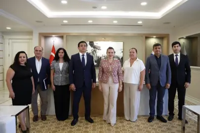 Kırgız Cumhuriyeti Antalya Başkonsolosu Başkan Vekili Özdemir’i ziyaret etti
