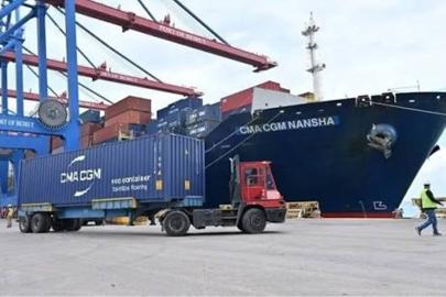 Lübnan, Türkiye'den yardım malzemeleri aldı