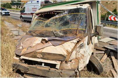 Malatya'da kamyonet kaza yaptı: 2 yaralı