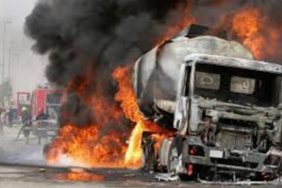 Orta Afrika Cumhuriyeti'nde yakıt tankeri kaza yaptı: En az 20 ölü