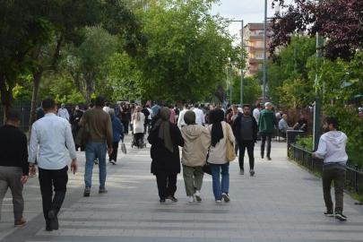 Türkiye'de 55 yaş ve üzeri nüfus, çocukları geride bıraktı