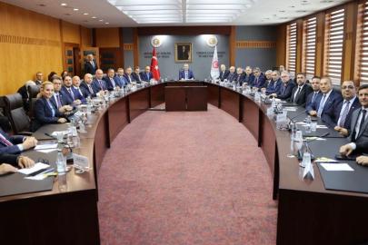Bakan Bolat, TİM'in yeni yönetim kurulu heyetiyle bir araya geldi