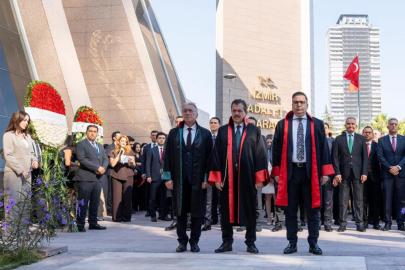 İzmir Adliyesi'nde yeni adli yıl başladı
