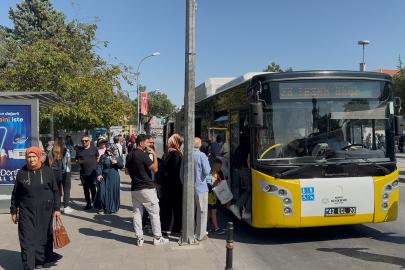 Konya’da üniversite öğrencilerine toplu ulaşım 7 gün ücretsiz oldu