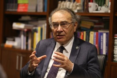 Prof. Dr. Tarhan: Güvenlik önlemlerinin yanı sıra gençlerin psikolojik ihtiyaçları da gözetilmeli