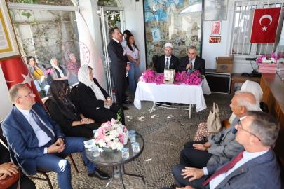 Zeki Müren, 30'uncu ölüm yıldönümünde Bodrum'da dualarla anıldı